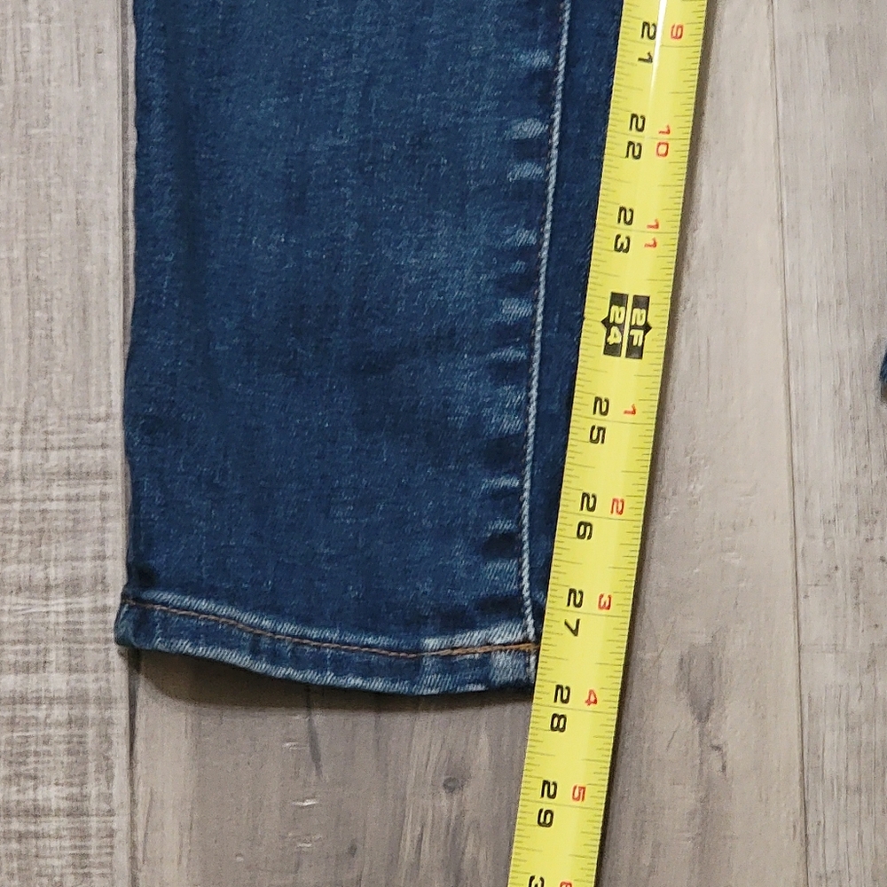 Madewell Curvy High Rise Skinny Jeans - Picture 6 of 13